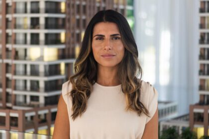Patricia Rosa, conhecida por muitos no mercado imobiliário pelo codinome "Vida", atua há 18 anos e é reconhecida pela forte rede de relacionamentos construída ao longo da carreira