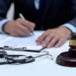 Como médicos estão aumentando a renda através de perícias judiciais