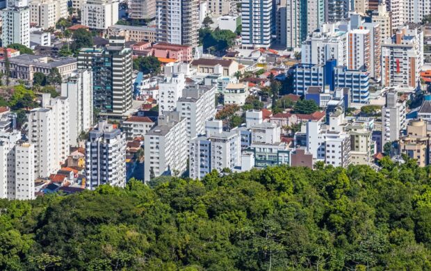 Fotografia aérea de Florianópolis, Brasil.