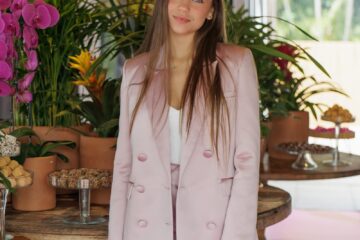 Sofia Furlan Teixeira criou o LigaCap a partir da venda de uma coleção de bonés desenvolvida especialmente para a Liga Jovem, da Liga Feminina de Combate ao Câncer no RS.