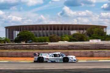 Daniel Lancaster revela cockpit e estratégia para etapa em Brasília já.